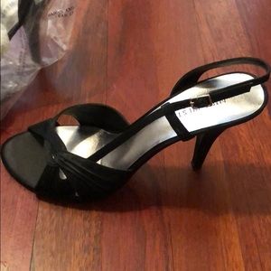 Nine West black heels